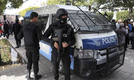 policía tunecina Doce detenidos en Túnez por el ataque contra el hotel